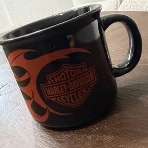 Vintage Harley-Davidson Black Mug with Orange Flame Logo